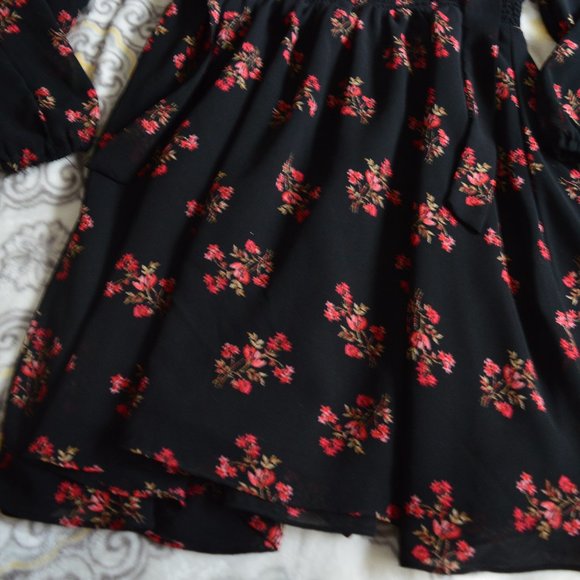 Floral Dress - Picture 2 of 3